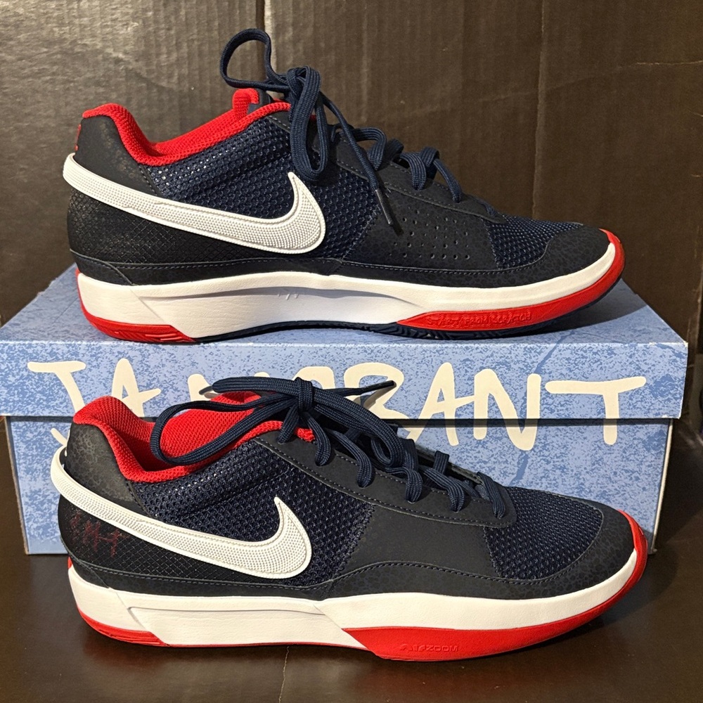 Nike Ja 1
USA